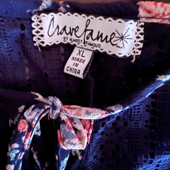 Crave Fame Navy Floral 3/4 Sleeve Blouse - Picture 2 of 3